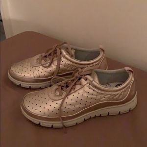 💥Ryka Memory Foam Sneaker- size 6.5💥